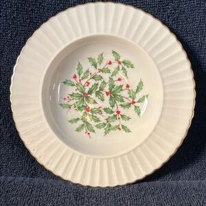 Lenox Holiday Holly Ceramic Small Bowl Cream with Green & Red Holly
